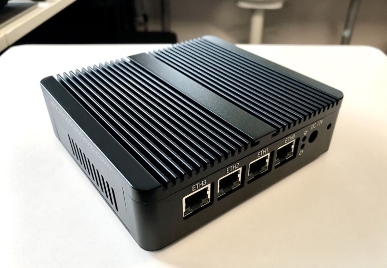 The J4125 pfSense router from a fanless mini PC